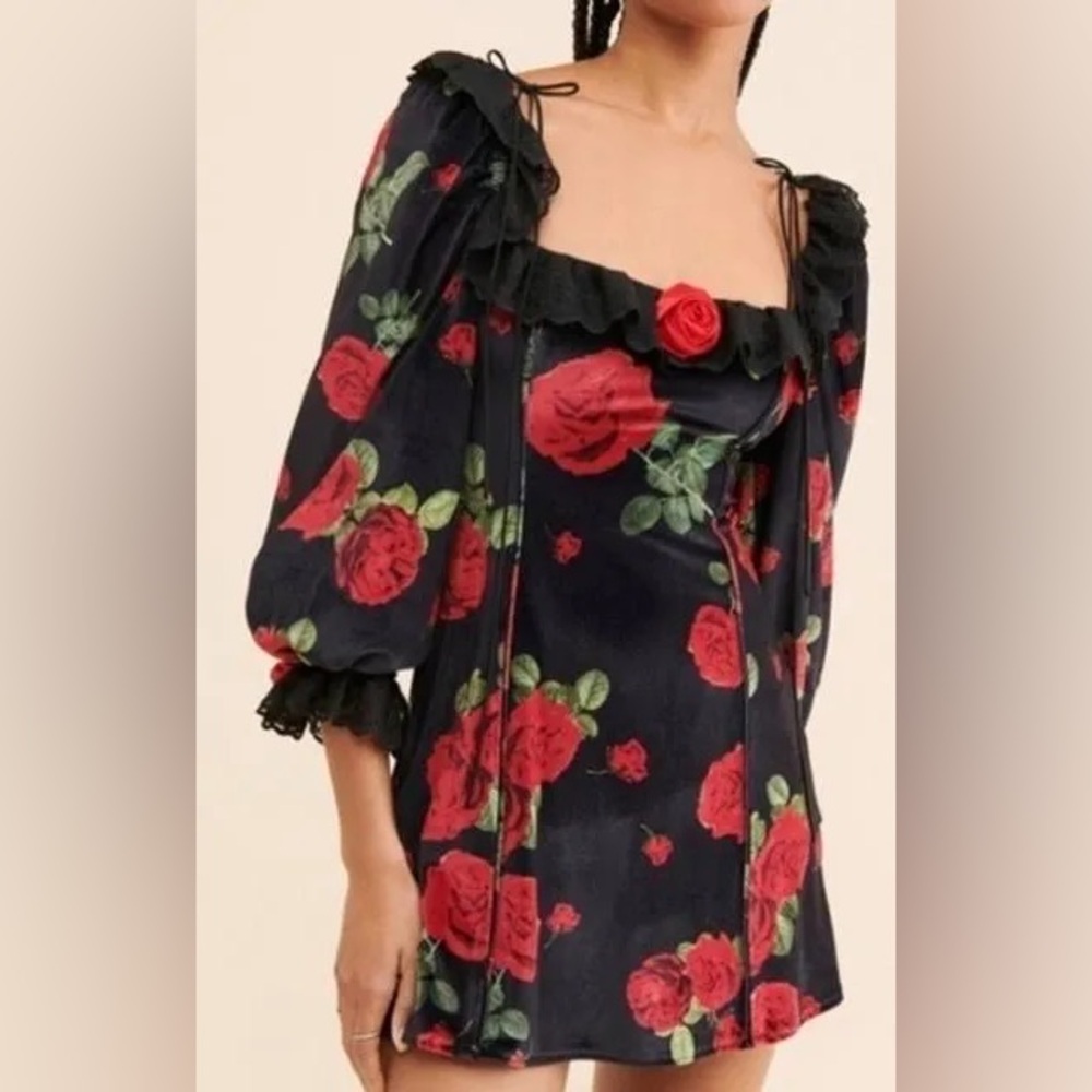 For love and lemons roses dress size medium NWT